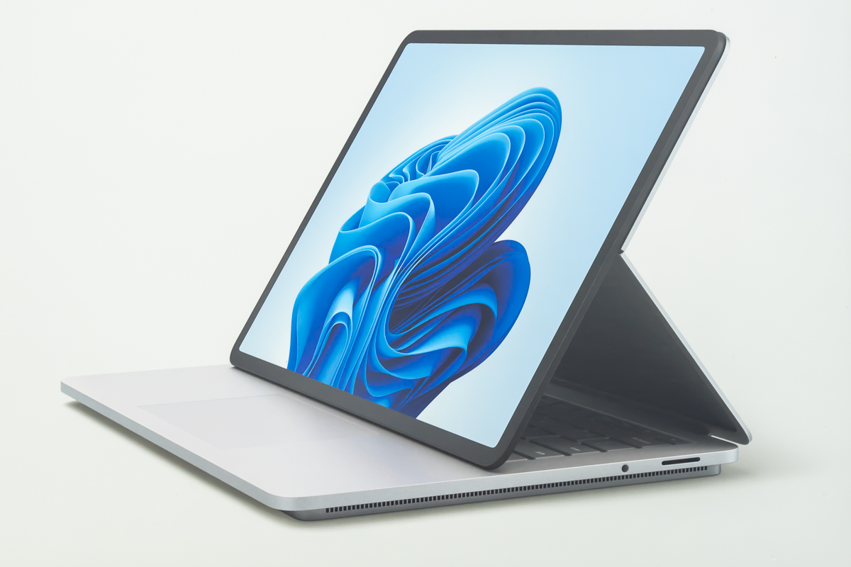Surface Laptop Studioレビュー【オシャレな万能高性能ノートパソコン